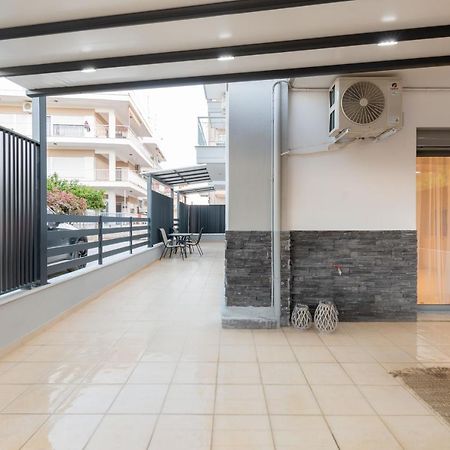Sithoniars Luxury Ground Floor Apartment With Private Garden Neos Marmaras Eksteriør bilde