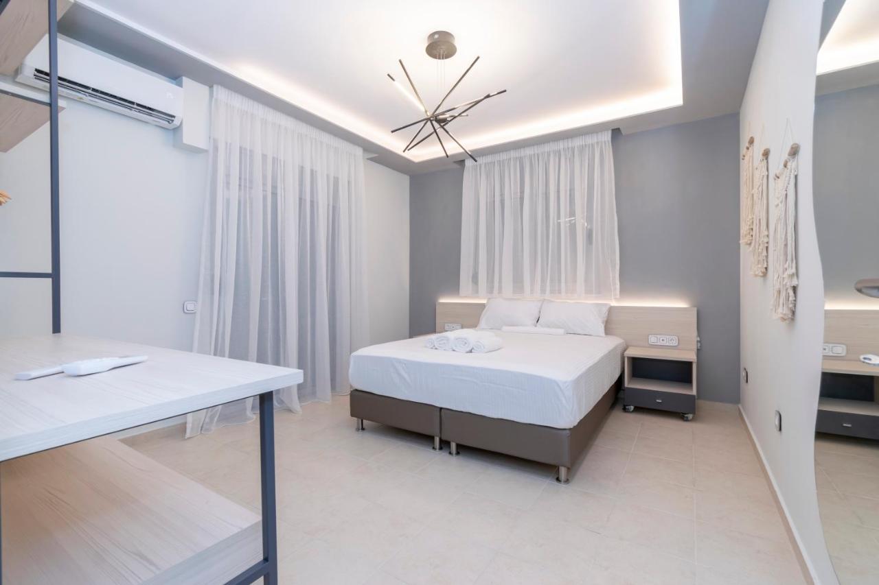 Sithoniars Luxury Ground Floor Apartment With Private Garden Neos Marmaras Eksteriør bilde