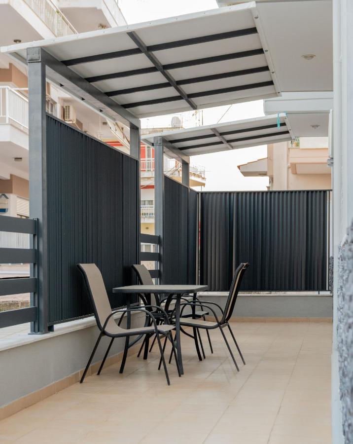 Sithoniars Luxury Ground Floor Apartment With Private Garden Neos Marmaras Eksteriør bilde